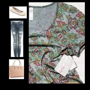LULAROE CLASSIC T - SMALL - NWT